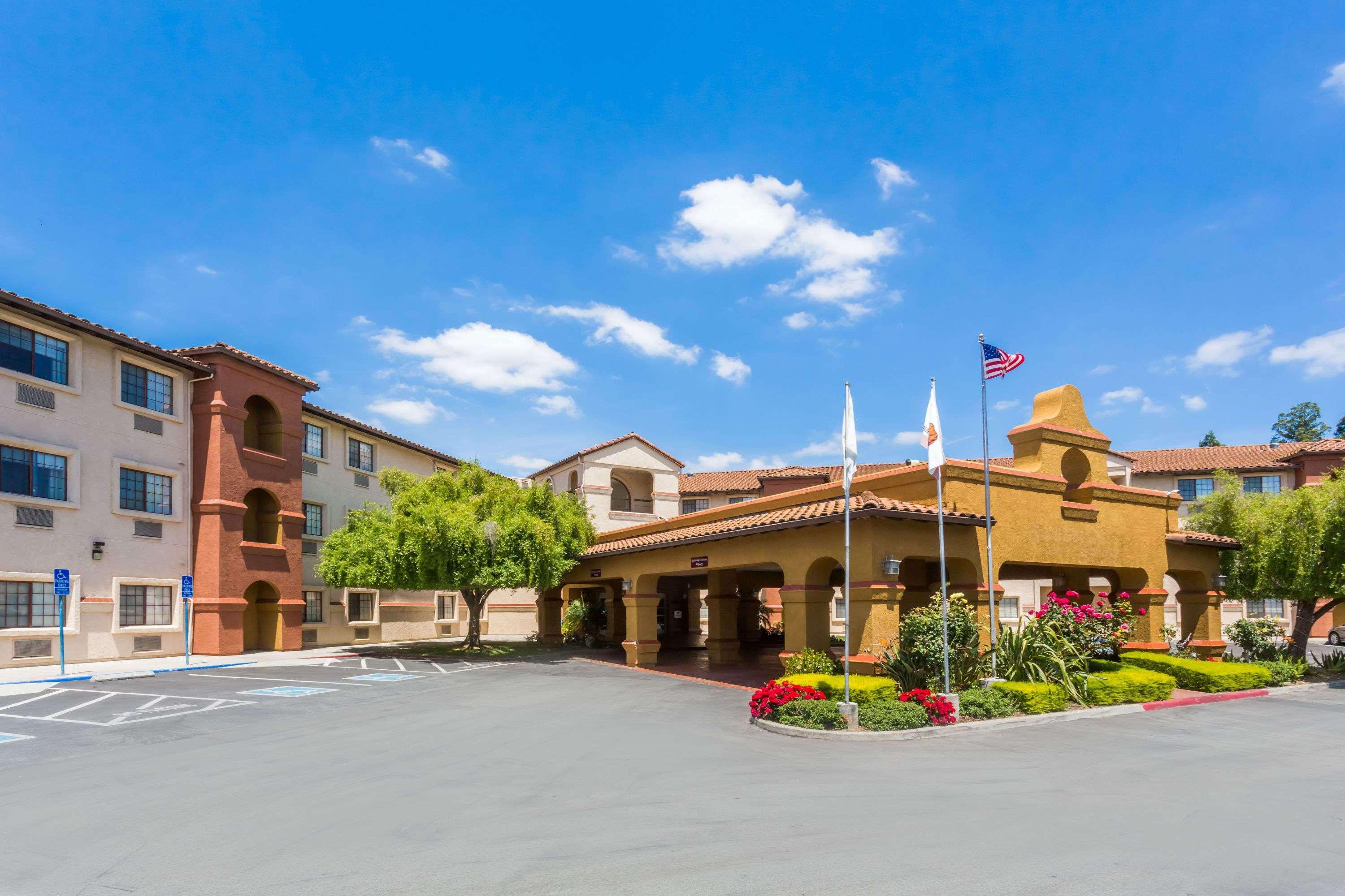Wyndham Garden Silicon Valley Сан-Хосе Экстерьер фото
