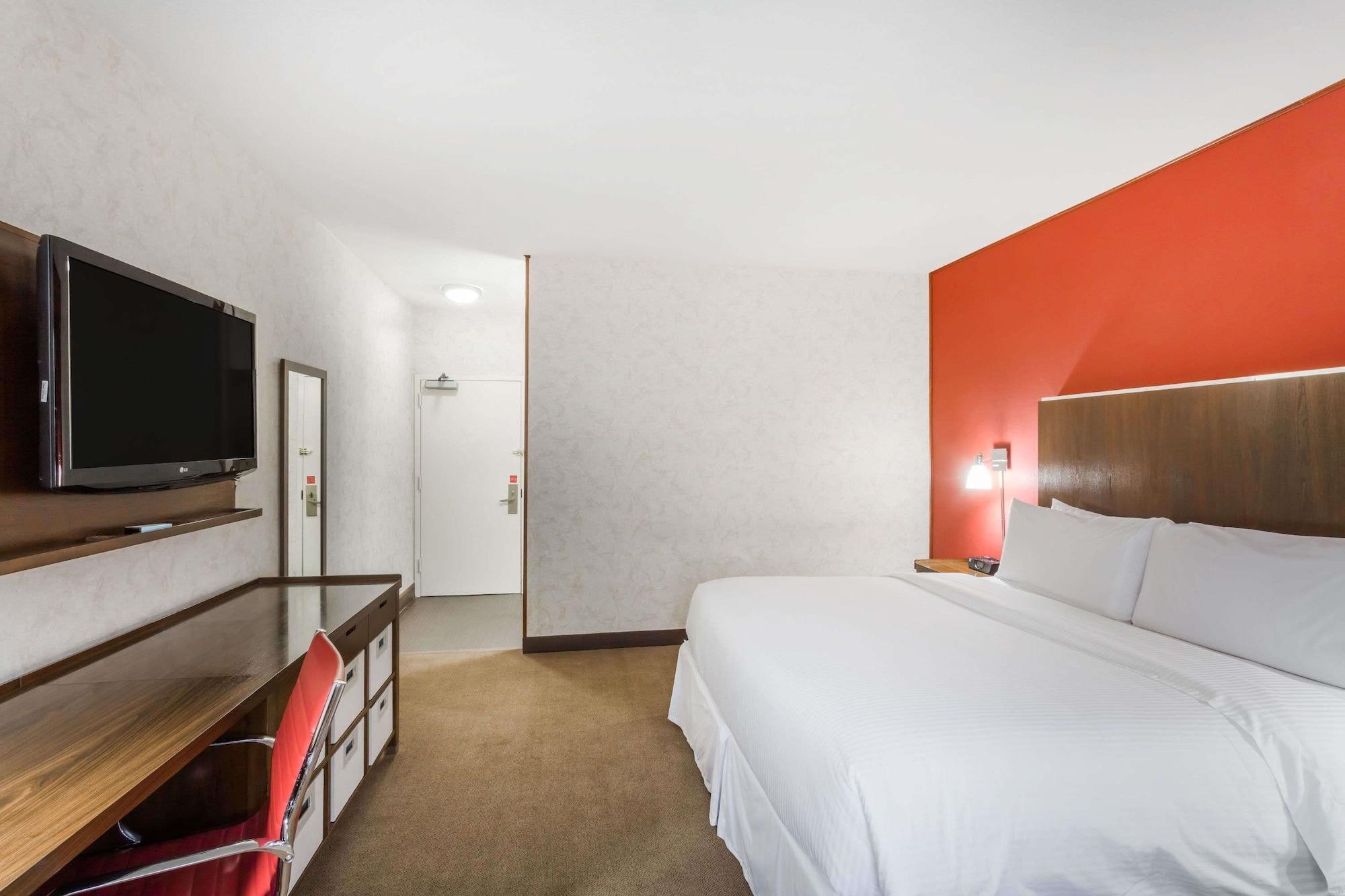Wyndham Garden Silicon Valley Сан-Хосе Экстерьер фото